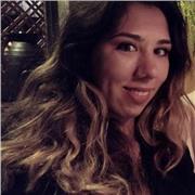 Enseñanza de inglés, nivel básico y medio-alto. Con 10 años de experiencia viviendo en un ambiente internacional. Tengo una maestría en Turismo Internacional, Hospitalidad y Eventos. Clases en línea o presenciales según lo acordado. 
Vivo en Torre del Mar